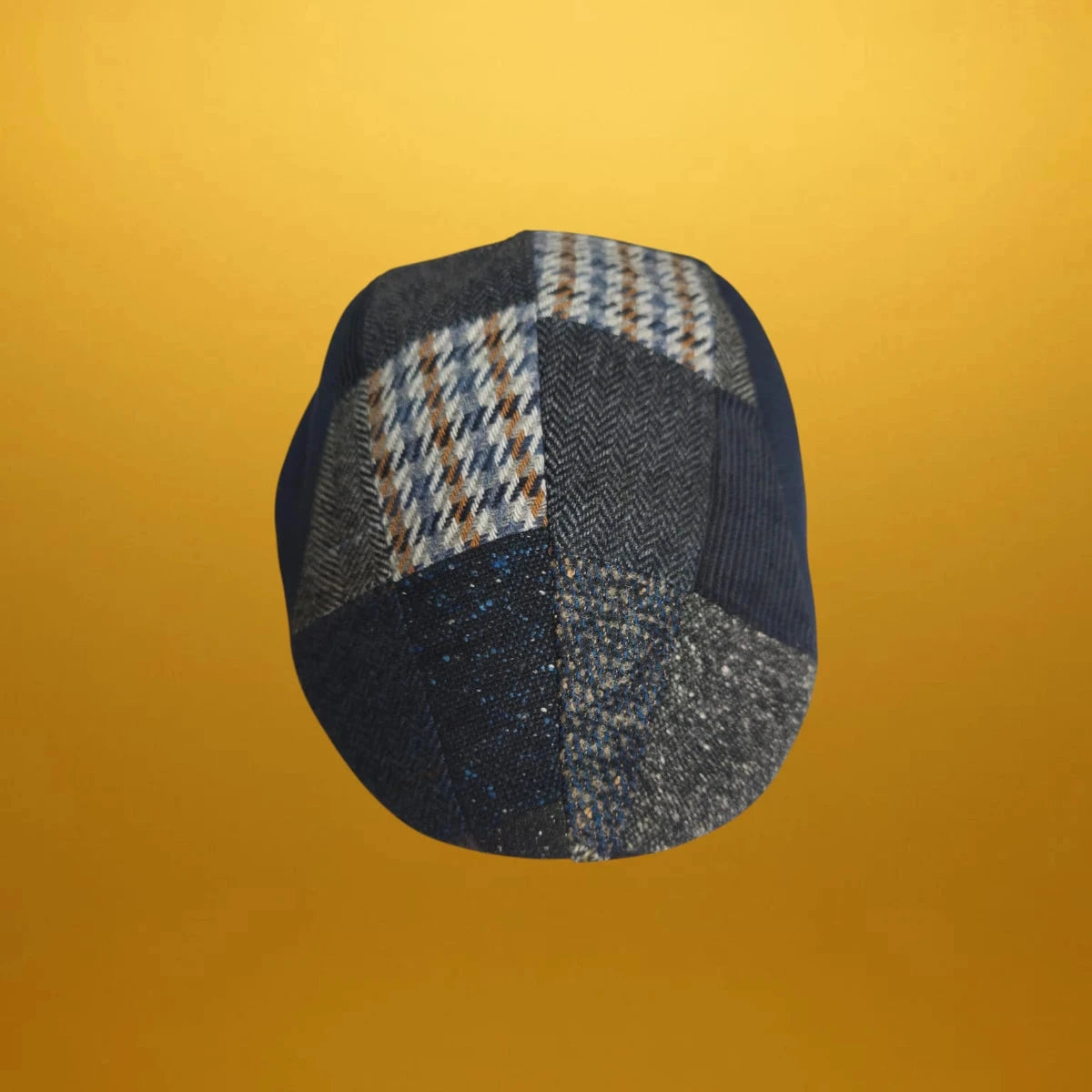 Мъжки каскет с пачуърк дизайн